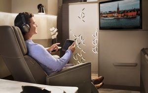 04 Singapore Airlines suites inflight entertainment